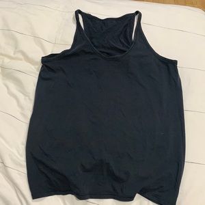 Black lululemon loose tank w open back, size 6